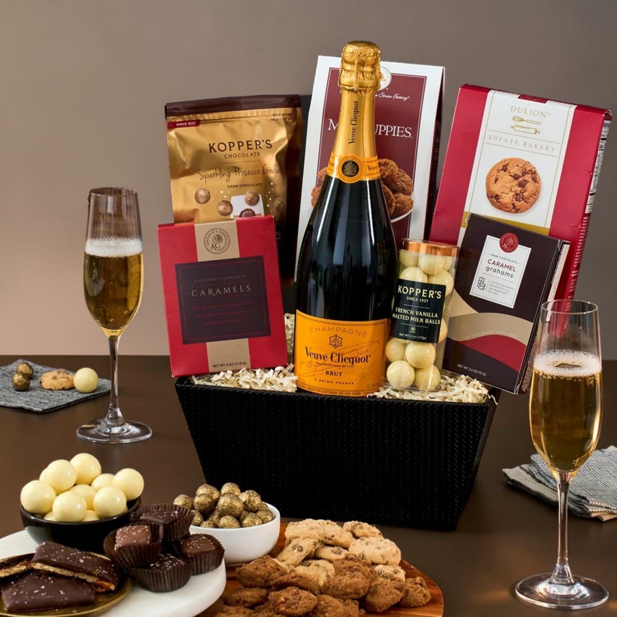 champagne-truffles-gift-basket-veuve