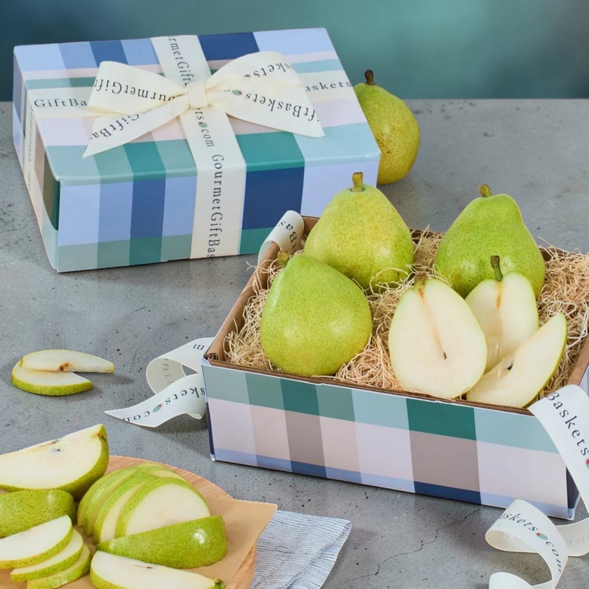 Classic Pears Fruit Gift Box
