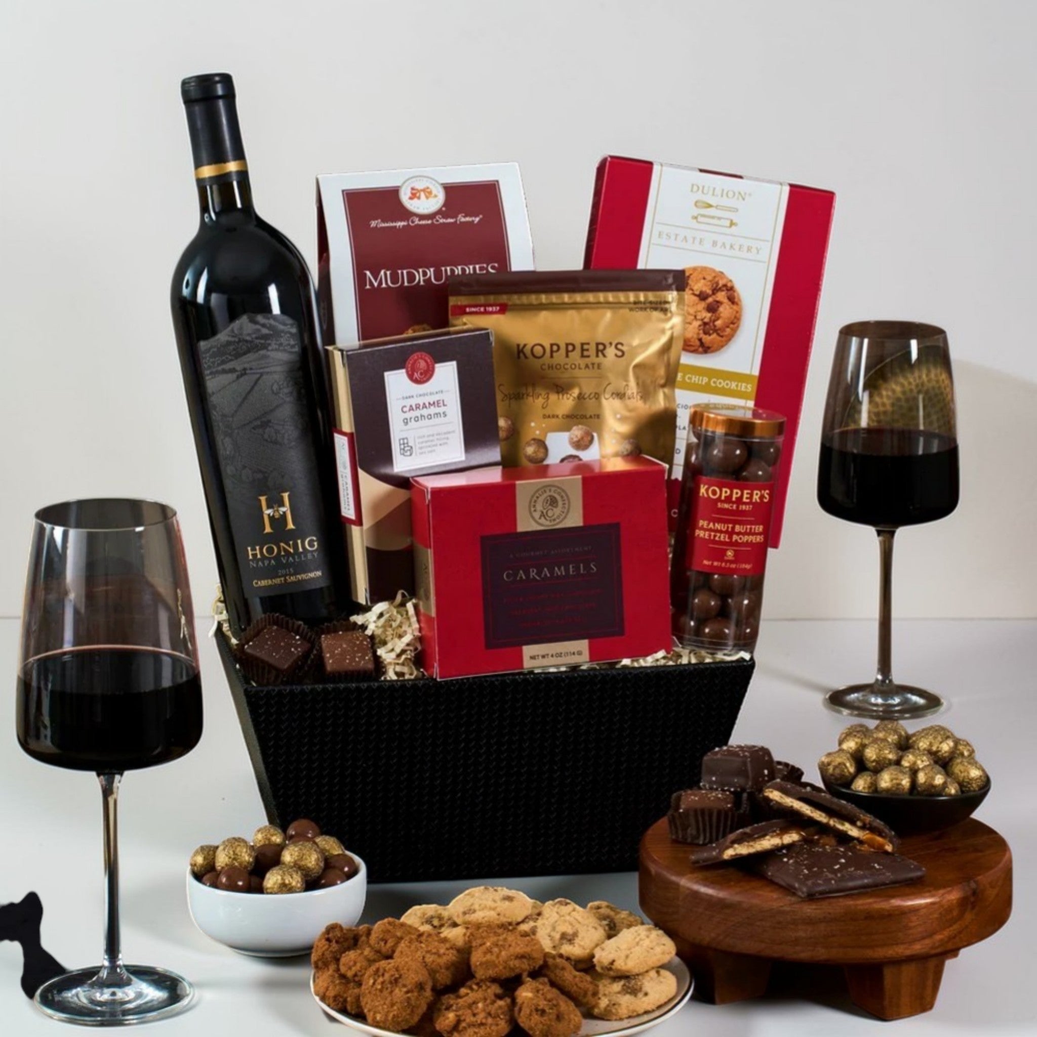 Red Wine & Dark Chocolate Gift Basket - Honig Napa Valley